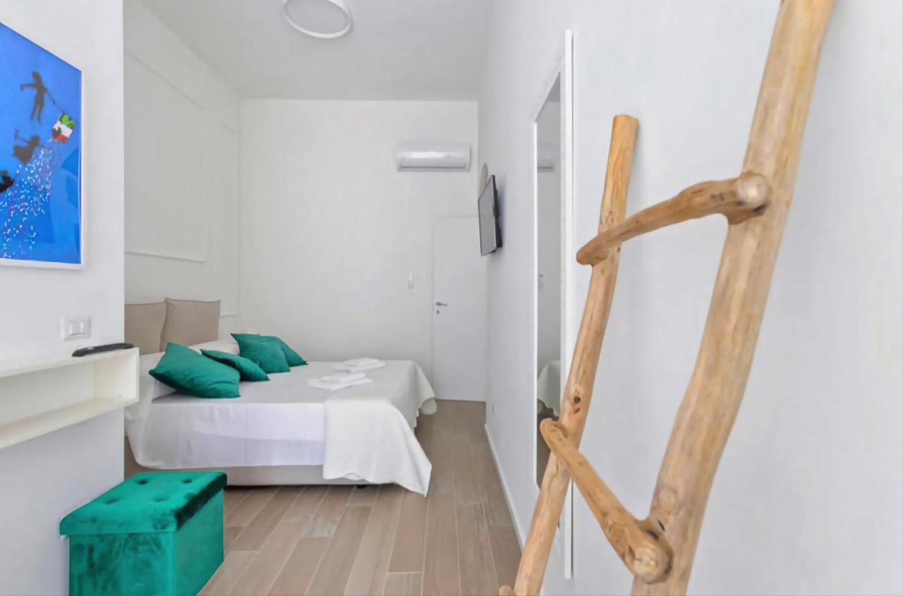 Sofia Lake Suite Como Exterior photo