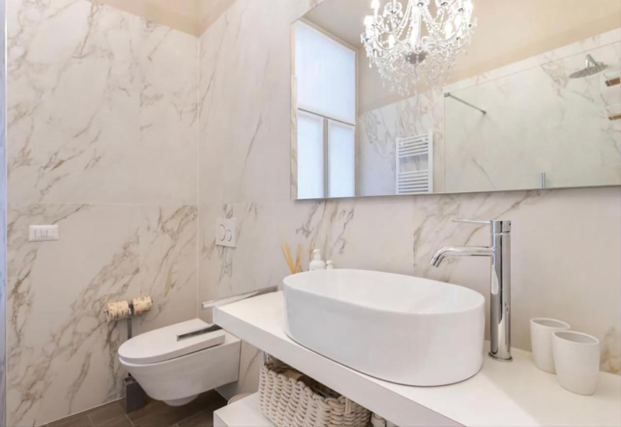 Sofia Lake Suite Como Exterior photo