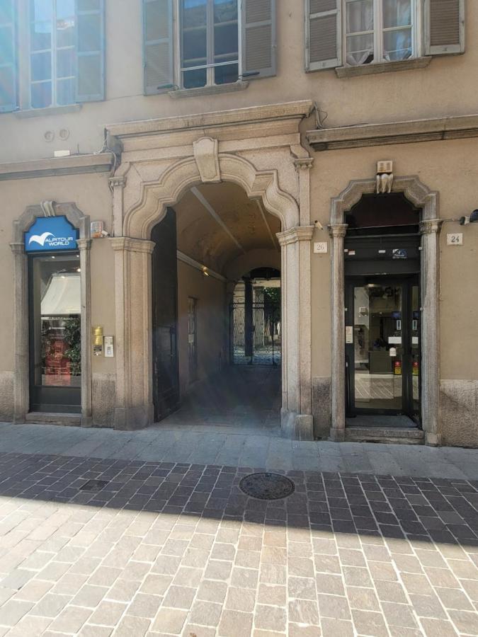 Sofia Lake Suite Como Exterior photo